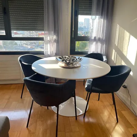 Besthomestay- Lisbon- Garden, Pool & Garage * Lisbon