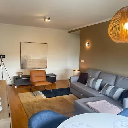 Apartment Besthomestay- Lisbon- Garden, Pool & Garage *